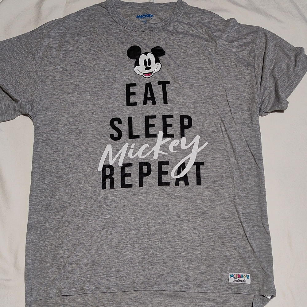 Disney Men's Gray Mickey Mouse Graphic Tee